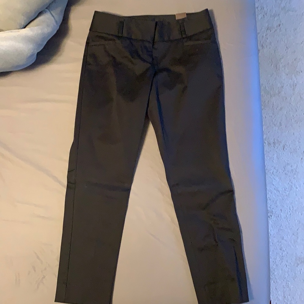 Women’s classic ankle length pants